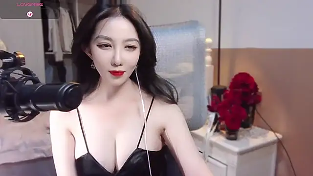 Snapshot of vyizh- chatting on January 2025 01:48:01 PM vyizh- online show from January 2025 01:48:01 PM