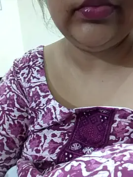  Redwine  online show from February 2025 08:42:02 PM