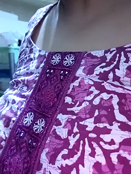  Redwine  online show from February 2025 05:40:02 PM