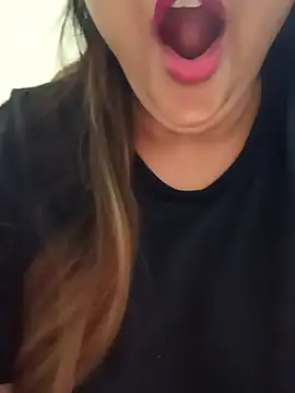  Redwine  online show from March 2025 05:12:02 PM