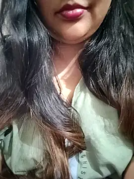 Snapshot of _Redwine_ chatting on February 2026 05:40:02 PM Redwine online show from February 2026 05:40:02 PM