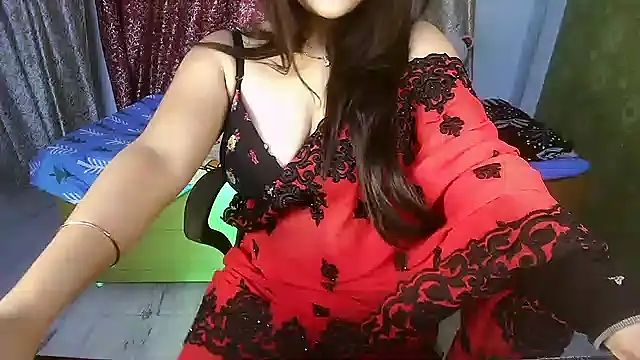 Snapshot of _Redwine_ chatting on December 2025 03:44:02 AM Redwine online show from December 2025 03:44:02 AM