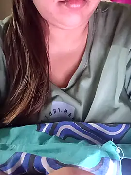  Redwine  online show from September 2025 08:01:02 PM