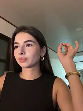 Snapshot of Coralinee_01 chatting on May 2026 12:36:01 AM Coralinee 01 online show from May 2026 12:36:01 AM