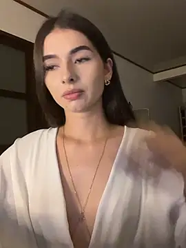 Snapshot of Coralinee_01 chatting on May 2026 11:57:01 PM Coralinee 01 online show from May 2026 11:57:01 PM