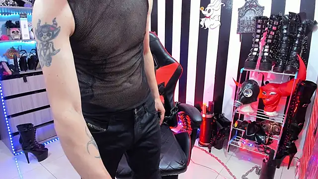 daven56 online show from October 2025 01:30:02 PM