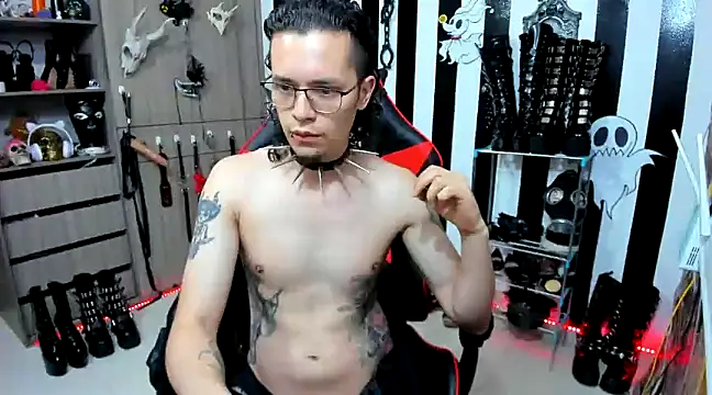 daven56 online show from December 2024 07:22:01 PM