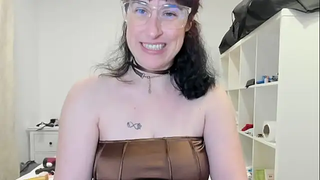 emmita69  online show from January 2026 05:11:02 AM