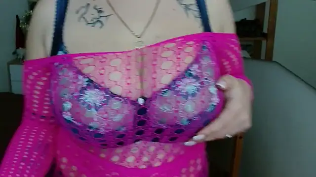 leila beayte  online show from February 2025 06:28:02 PM