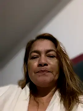 Snapshot of Jlo_69 chatting on October 2025 04:24:02 AM Jlo 69 online show from October 2025 04:24:02 AM