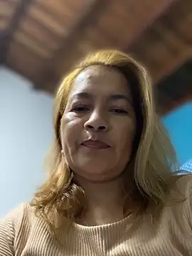 Snapshot of Jlo_69 chatting on September 2025 03:42:02 AM Jlo 69 online show from September 2025 03:42:02 AM