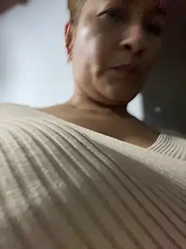 Snapshot of Jlo_69 chatting on September 2025 03:12:02 AM Jlo 69 online show from September 2025 03:12:02 AM