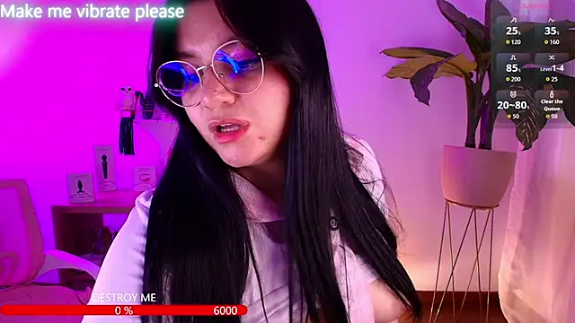 Snapshot of catha_cat chatting on November 2025 06:34:01 PM catha cat online show from November 2025 06:34:01 PM