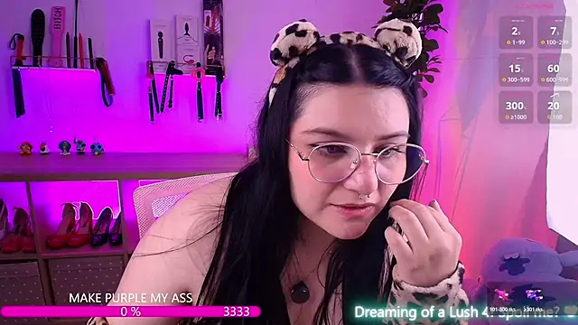 catha cat online show from April 2026 05:28:02 PM