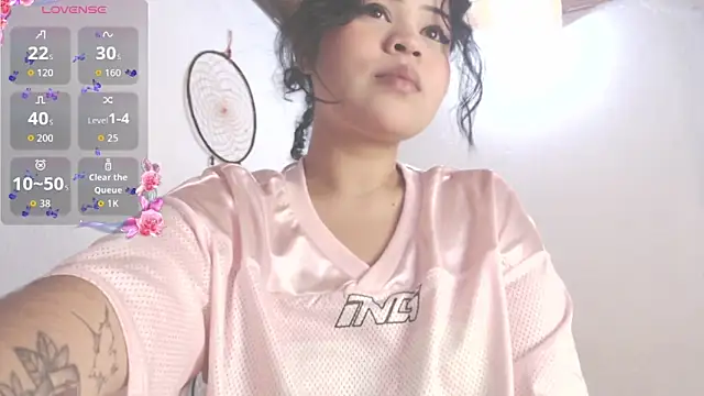 Amara18  online show from November 2025 09:13:01 AM