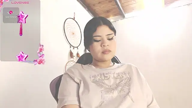 Amara18  online show from May 2026 12:42:02 AM