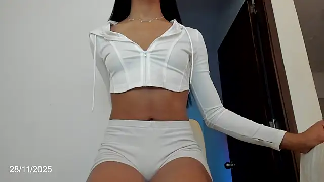 Snapshot of Karoline_Marin chatting on November 2025 05:13:01 PM Karoline Marin online show from November 2025 05:13:01 PM