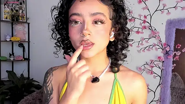 sami monroe online show from April 2026 05:07:01 PM