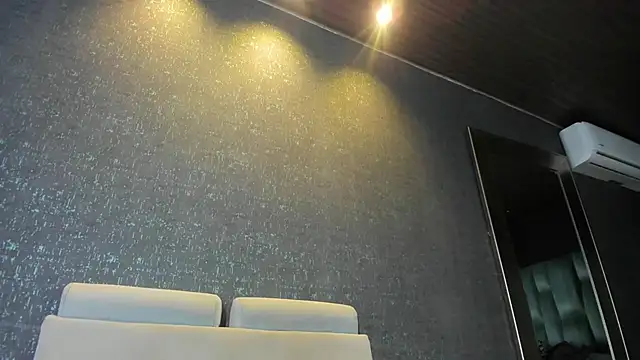 Amareto  online show from February 2026 09:09:02 AM