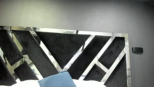 Amareto  online show from February 2026 09:32:02 AM