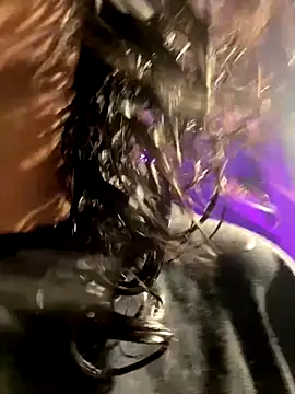 Amareto  online show from December 2025 11:16:02 AM