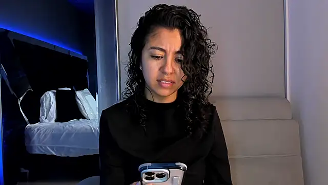 Snapshot of Amareto_ chatting on June 2026 01:00:02 PM Amareto online show from June 2026 01:00:02 PM