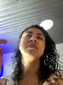 Amareto  online show from November 2025 11:10:02 AM