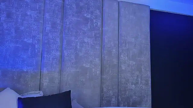 Amareto  online show from April 2026 12:09:01 PM