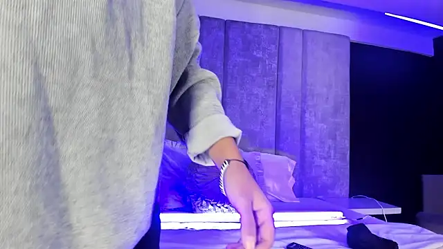 Amareto  online show from March 2026 09:46:01 AM