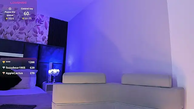 Amareto  online show from October 2025 11:56:02 AM