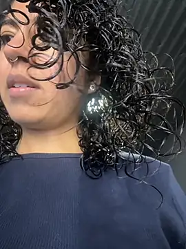 Amareto  online show from November 2025 11:03:02 AM