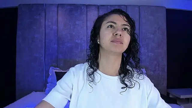 Snapshot of Amareto_ chatting on May 2026 12:22:01 PM Amareto online show from May 2026 12:22:01 PM