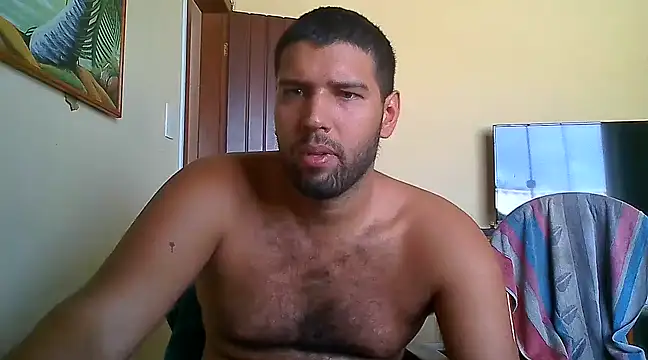 Snapshot of Luksmen chatting on February 2025 12:56:01 PM Luksmen online show from February 2025 12:56:01 PM