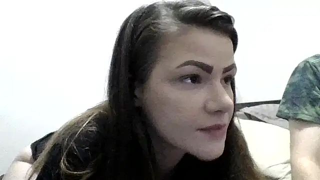 linsnextdoor26 online show from October 2025 05:00:01 AM