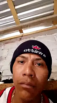 Snapshot of Moreno1813 chatting on October 2025 06:53:02 PM Moreno1813 online show from October 2025 06:53:02 PM