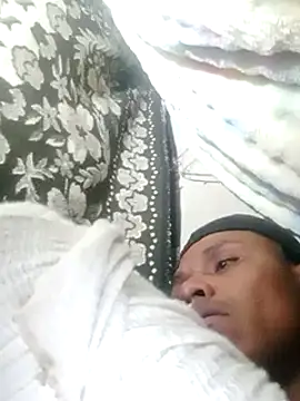 Snapshot of Moreno1813 chatting on March 2025 02:50:01 PM Moreno1813 online show from March 2025 02:50:01 PM