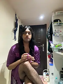 Snapshot of PunyClick8 chatting on September 2025 06:29:02 AM PunyClick8 online show from September 2025 06:29:02 AM