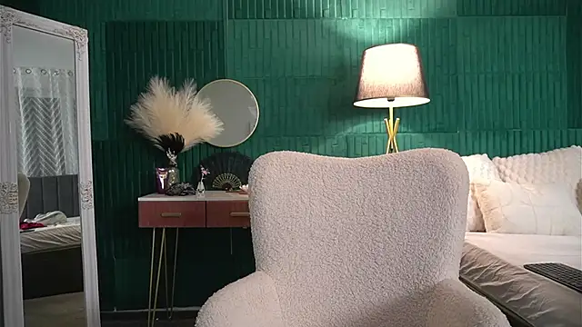 HaileyMoonn online show from April 2026 03:13:01 AM