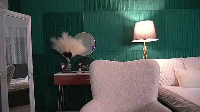 HaileyMoonn online show from February 2026 04:31:01 AM