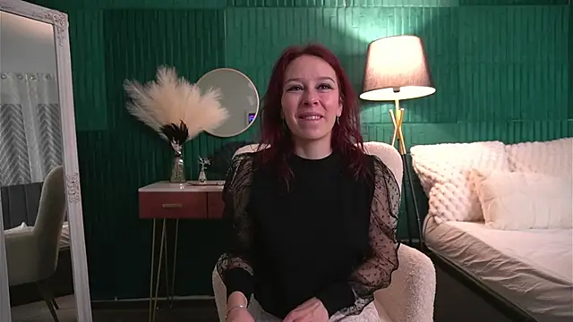 HaileyMoonn online show from February 2026 05:07:02 AM