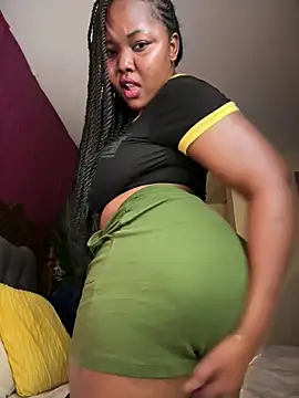 Snapshot of SSEXYBUBBLEBUTT101 chatting on February 2026 06:52:01 PM SSEXYBUBBLEBUTT101 online show from February 2026 06:52:01 PM