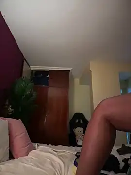 Snapshot of SSEXYBUBBLEBUTT101 chatting on February 2026 04:18:01 PM SSEXYBUBBLEBUTT101 online show from February 2026 04:18:01 PM