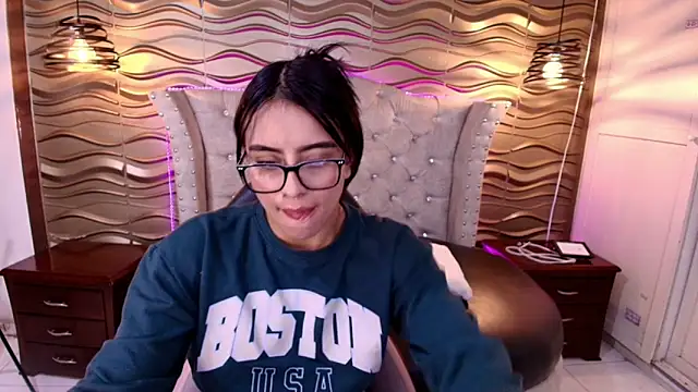 Andreita Jones online show from February 2026 12:02:02 PM