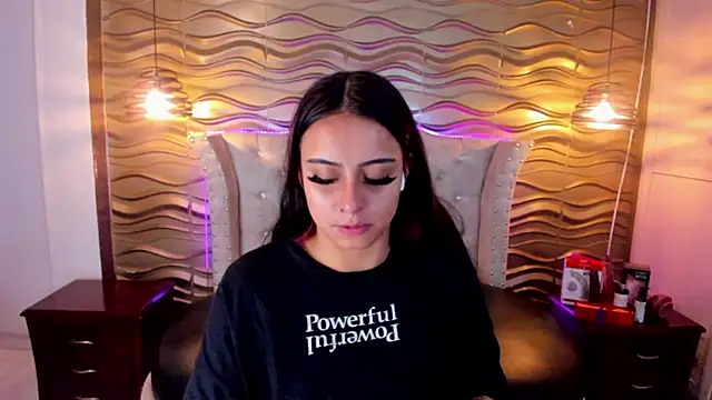 Snapshot of Andreita_Jones chatting on September 2025 11:30:01 AM Andreita Jones online show from September 2025 11:30:01 AM