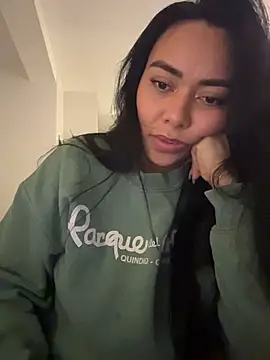 PetitLumiere online show from November 2025 06:06:01 AM