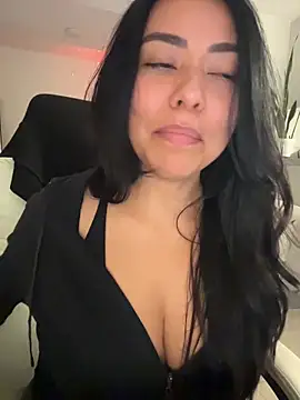 PetitLumiere online show from April 2026 04:19:01 AM