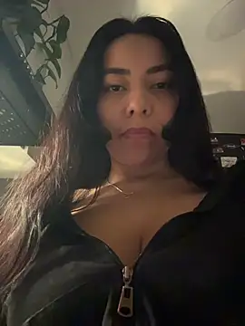 PetitLumiere online show from February 2026 06:24:01 AM