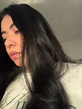 PetitLumiere online show from February 2026 03:41:01 AM