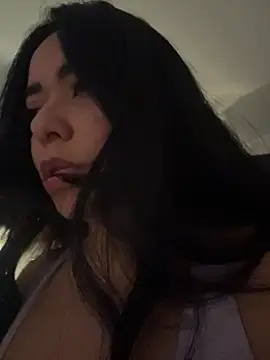 PetitLumiere online show from January 2026 03:43:02 AM