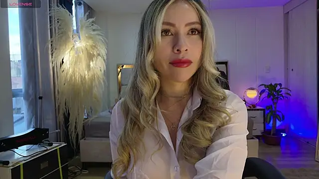 Ammy Castro online show from October 2025 09:36:01 PM